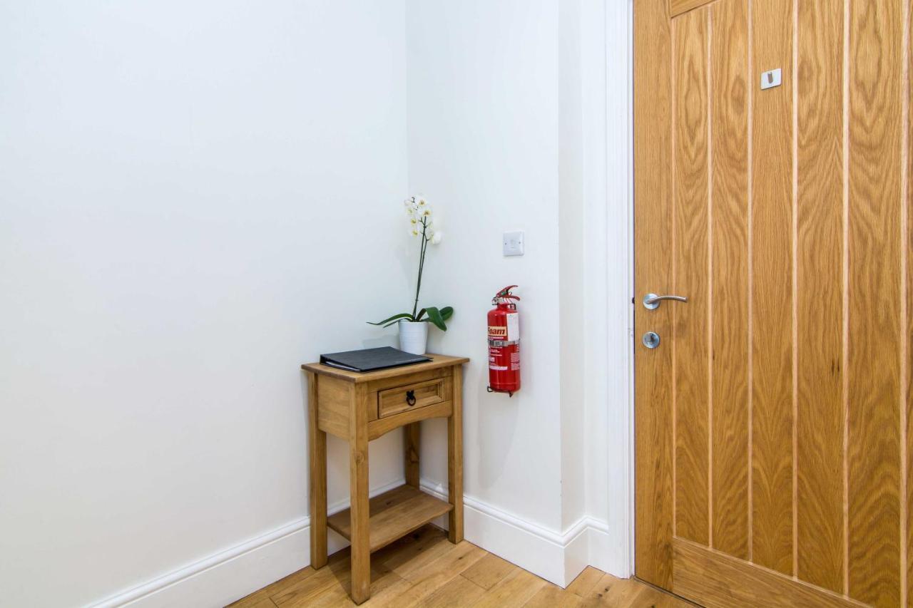 Market Street Apartments - City Centre Modern 1Bedroom Apartments With New Wifi And Very Close To Tram นอตติงแฮม ภายนอก รูปภาพ